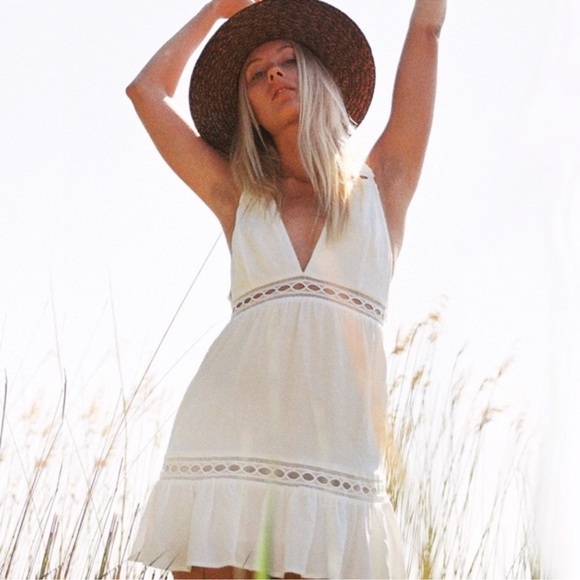 Stone Cold Fox Dresses & Skirts - STONE COLD FOX Gabriel Boho Plunging V-Neck Lace Insert Cutout Ruffle Mini Dress